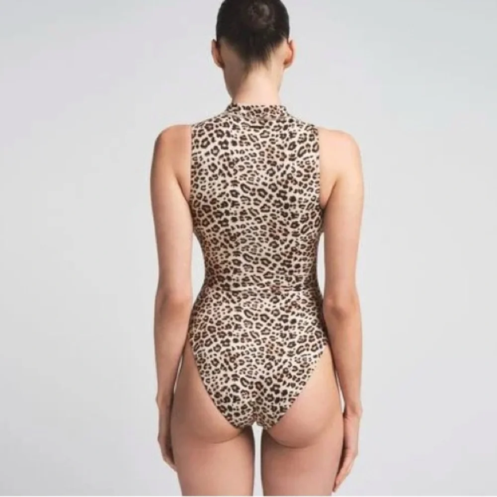 SKIMS Leopard Zip Front One Piece Swimsuit XS